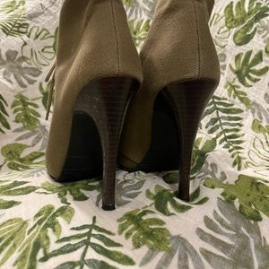 Elle Army Green Boots